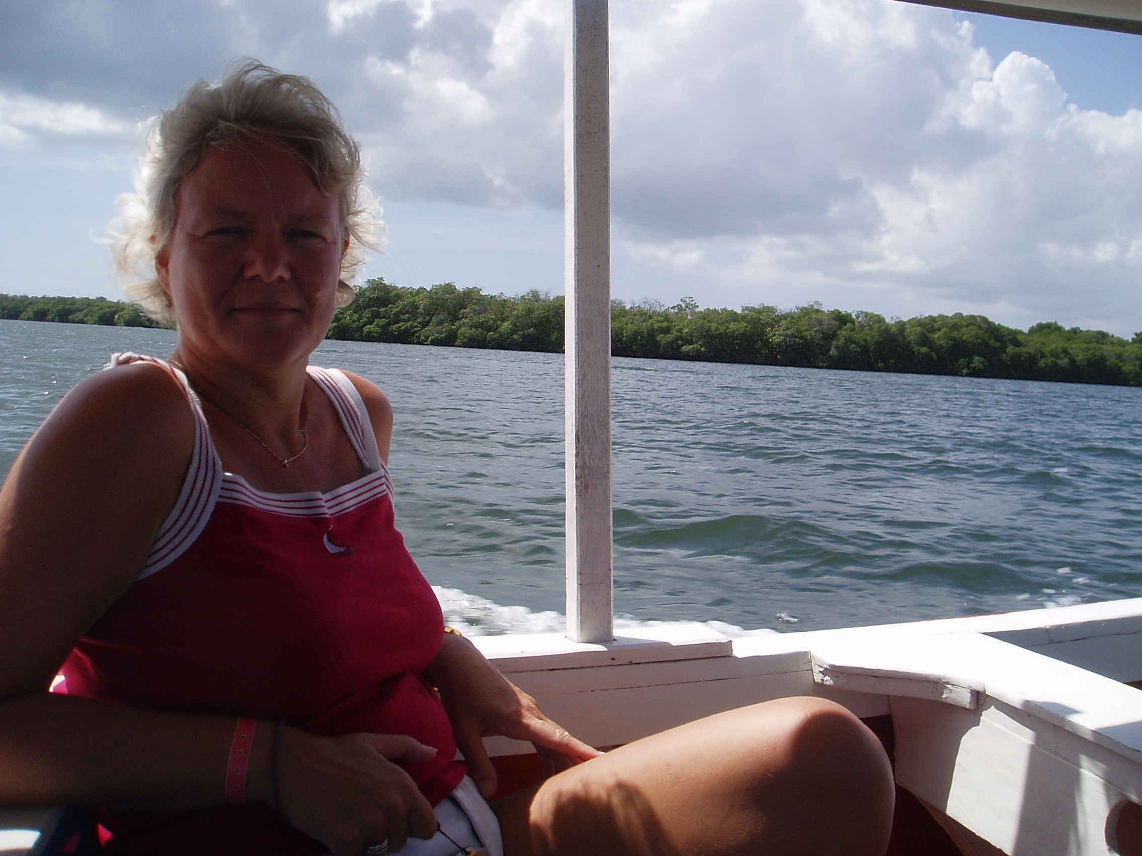 Lene Ottesen i båden på Laguna de la Restinga