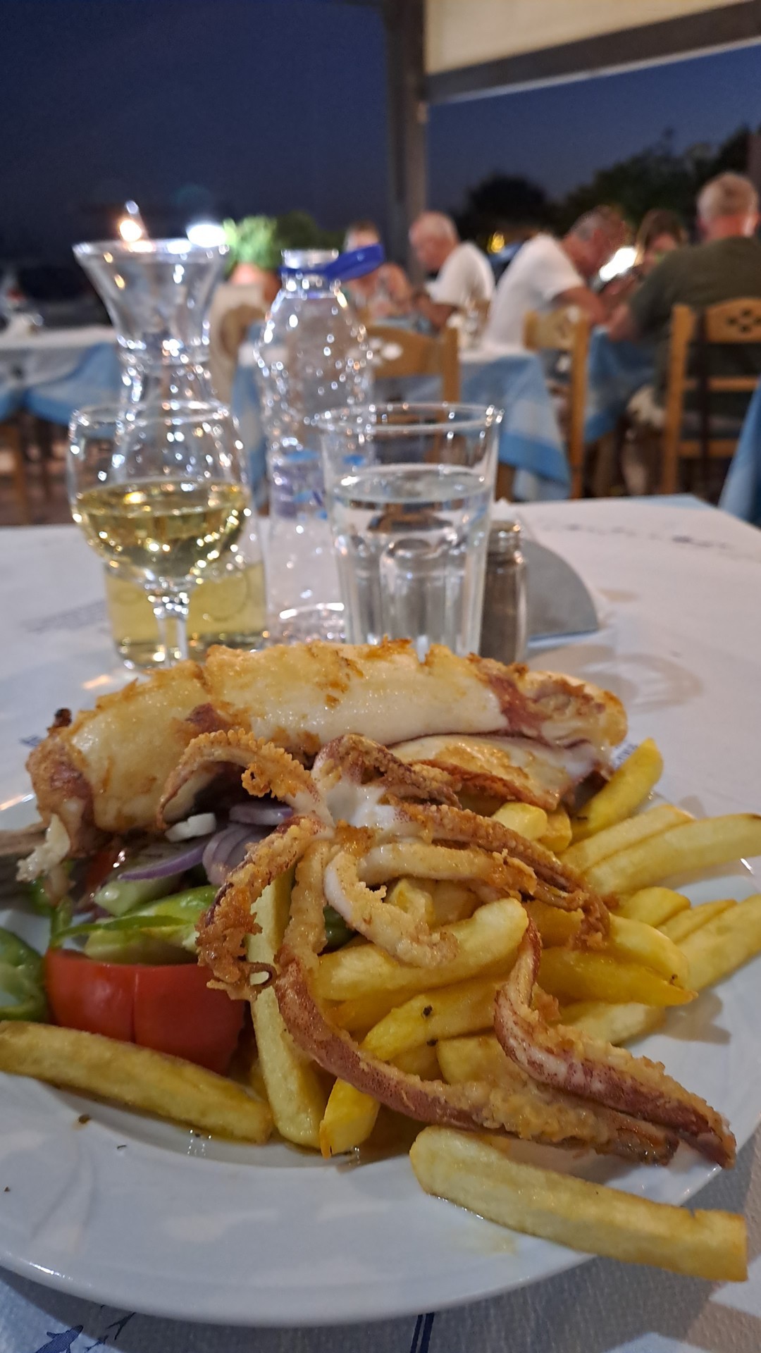 Kalamari på græsk - Argo Taverna